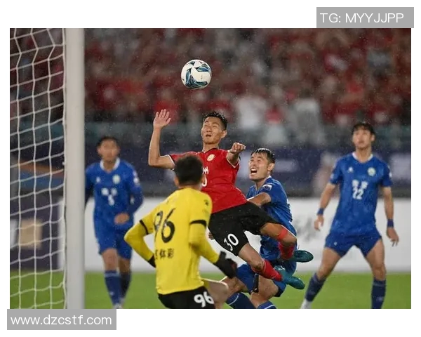 追逐梦想的绿茵场我渴望成为闪耀的足球明星 追逐梦想的绿茵场我渴望成为闪耀的足球明星