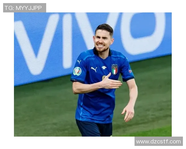 意大利足球明星展现个性魅力的伸舌头瞬间精彩图片合集